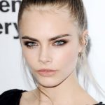 Cara Delevingne aprenda a disfarçar as suas olheiras