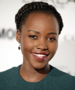 Copie o look de Lupita Nyong’o no Glamour Women of the Year‏