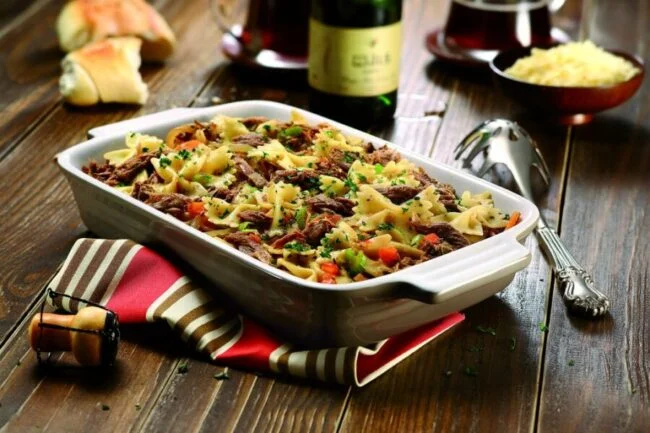 Farfalle-ao-Ragu-de-Cordeiro-Melograno