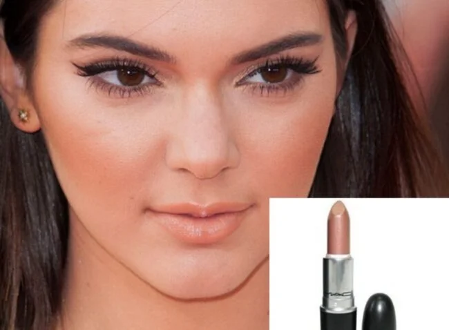 Kendall Jenner high tea mac Batom nude que as famosas mais amam