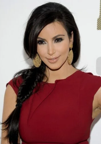 Kim Kardashian tranças