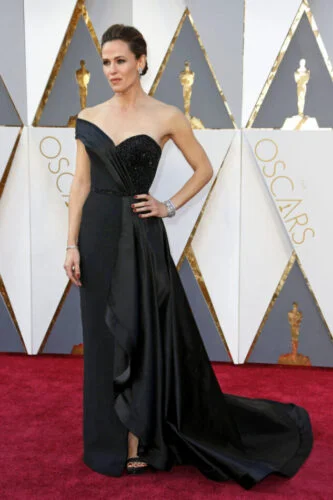 Jennifer Garner Atelier Versace