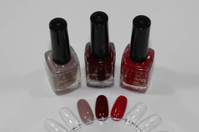 Resenha: Coleção Esmaltes Aviva Jequiti