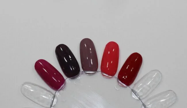 Resenha: Coleção Esmaltes Aviva Jequiti