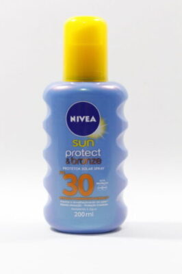 Resenha: Protetor Solar Spray Sun Protect e Bronze Nivea