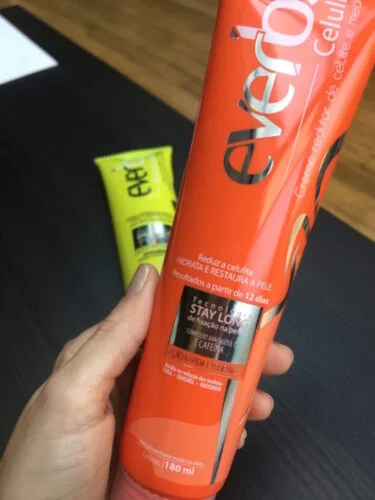 Lançamento: Everbe Celulite e Pernas Cansadas Lançamento: Everbe Celulite e Pernas Cansadas