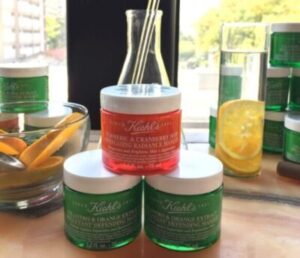 Resenha: Máscaras faciais Cilantro e Orange Extract Pollutant Defending Mask – Turmeric e Cranberry Seed Energizing Radiance Kiehls