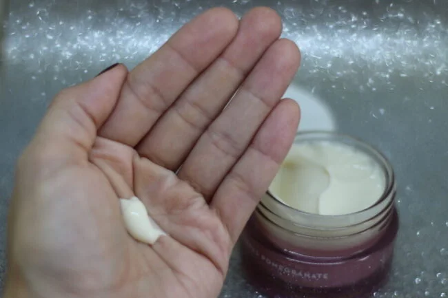 pomegranate Resenha: Linha cuidados facial Korres