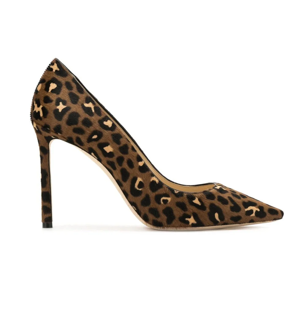 Scarpin Romy com estampa de onça JIMMY CHOO R�4.005 e1566482015236