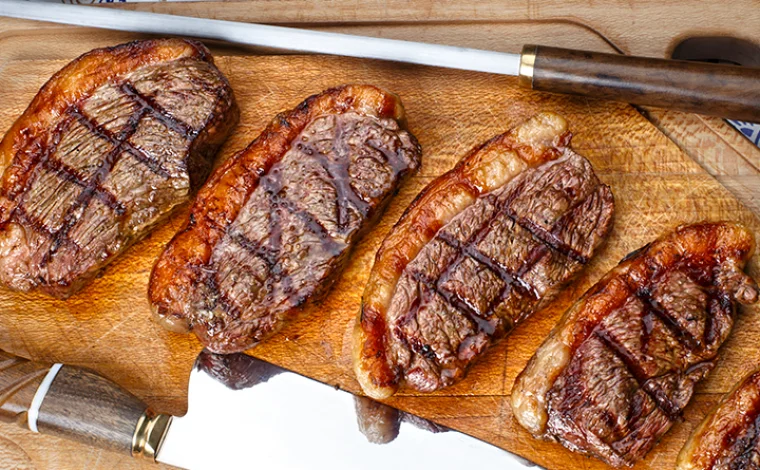 Picanha Assada com Molho de Pimenta
