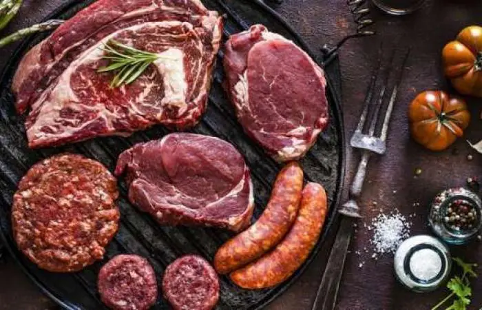 A steak a day would increase the risk of colorectal cancer
