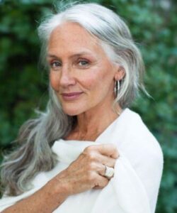 Dicas de cuidados com a pele na menopausa