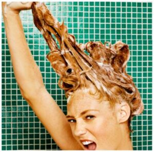 Por que os Sulfatos no shampoo são prejudiciais para o seu cabelo