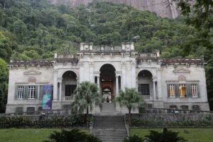 Slam das Minas RJ Faz do Parque Lage um Espaço de Expressão e Liberdade